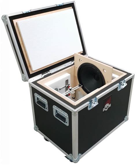 isolation box for guitar